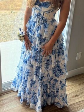 Windsor White and Blue Floral Tiered Prom Dress